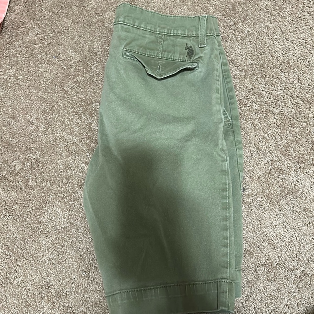 Used polo shorts size 32